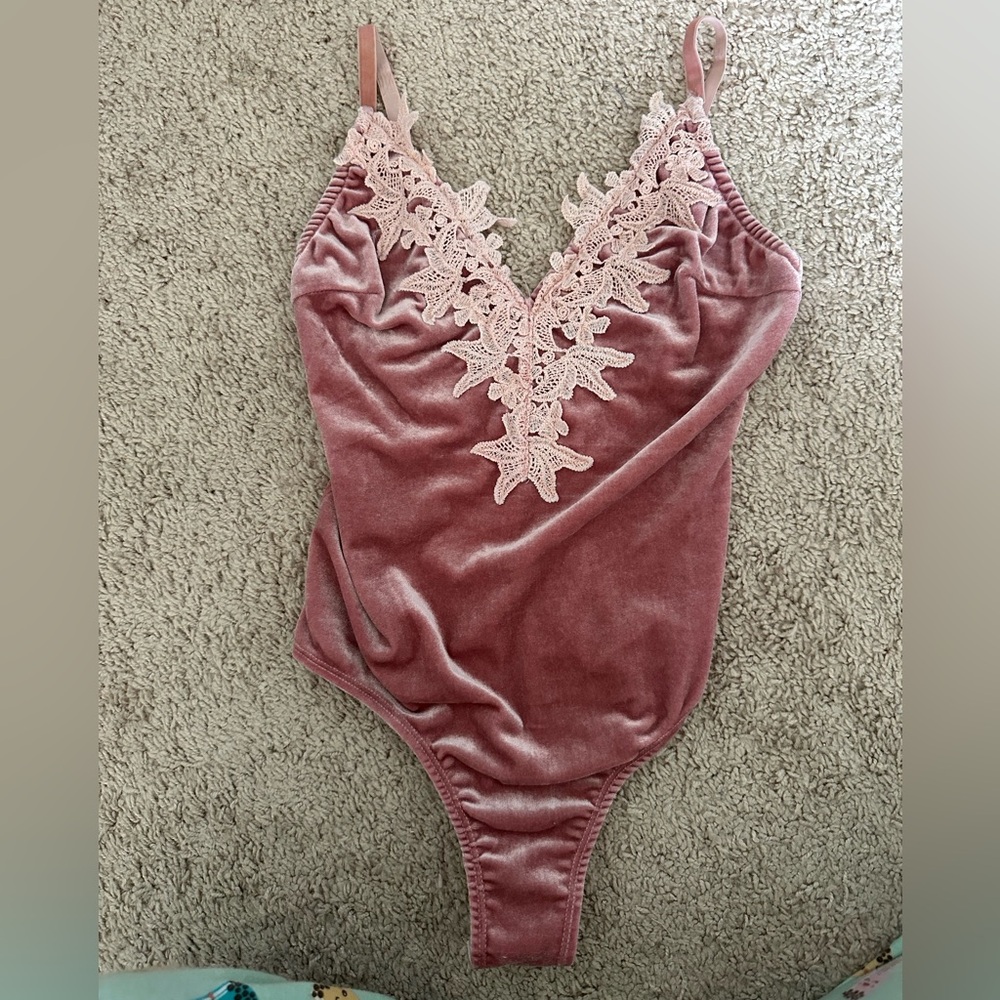 Pink Velvet Lace Bodysuit Morning Mist